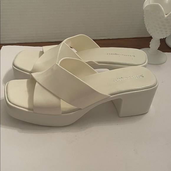 Jeffrey Campbell Cream Platform Mules Sandals - Picture 4 of 13